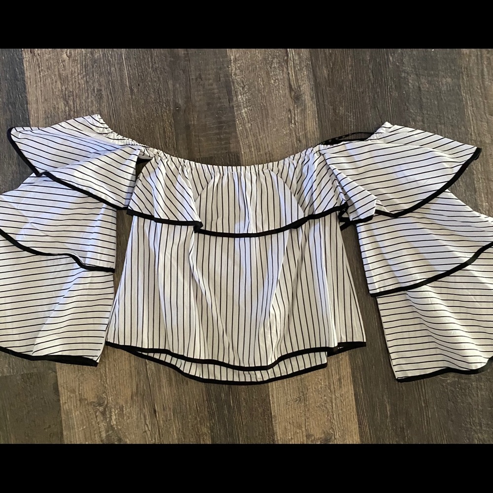 Misguided Off the shoulder stripped blouse